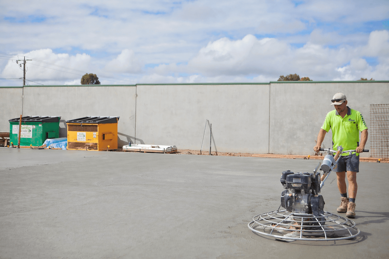 Commercial concrete slab pour in East Gippsland by RBM Concrete